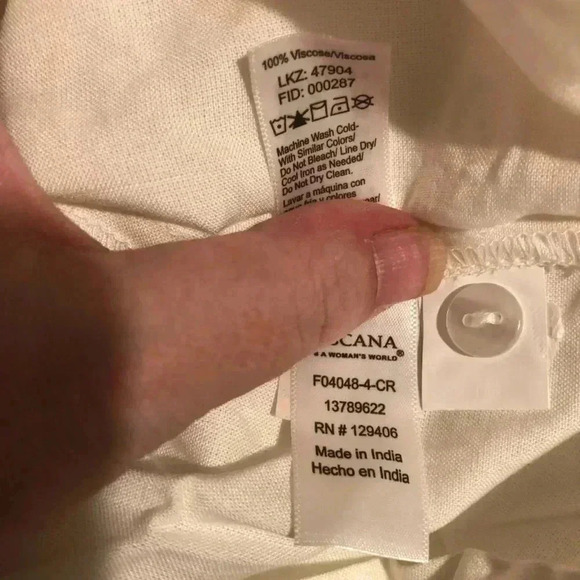 VENUS Lascana Women’s White Eyelet Top size 4 NWOT - Picture 13 of 15